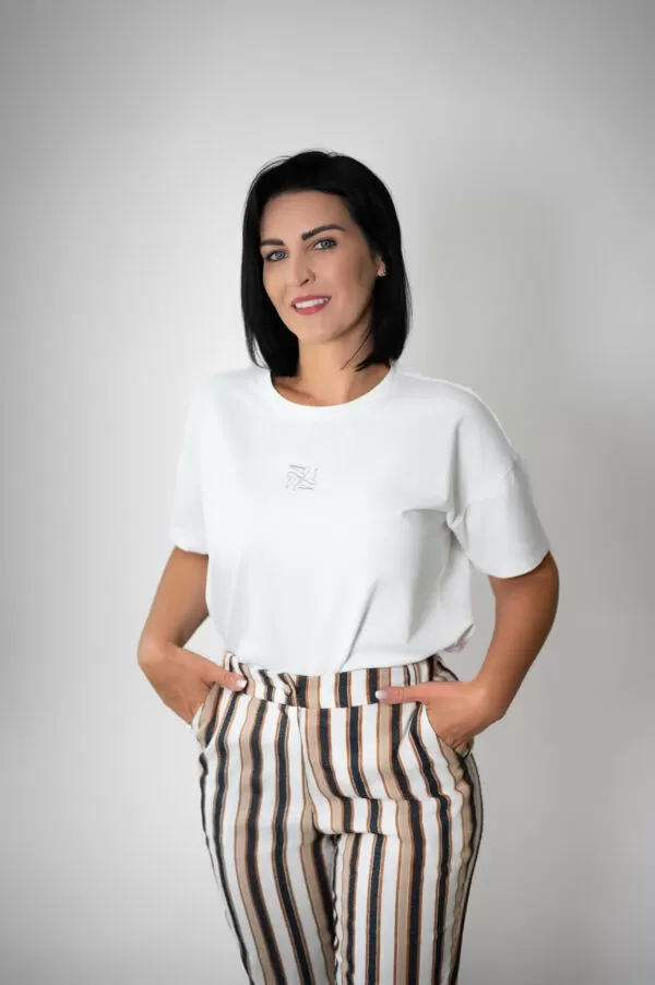 Biały T-shirt damski