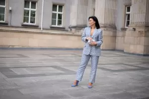 jak odczarować garnitur damski