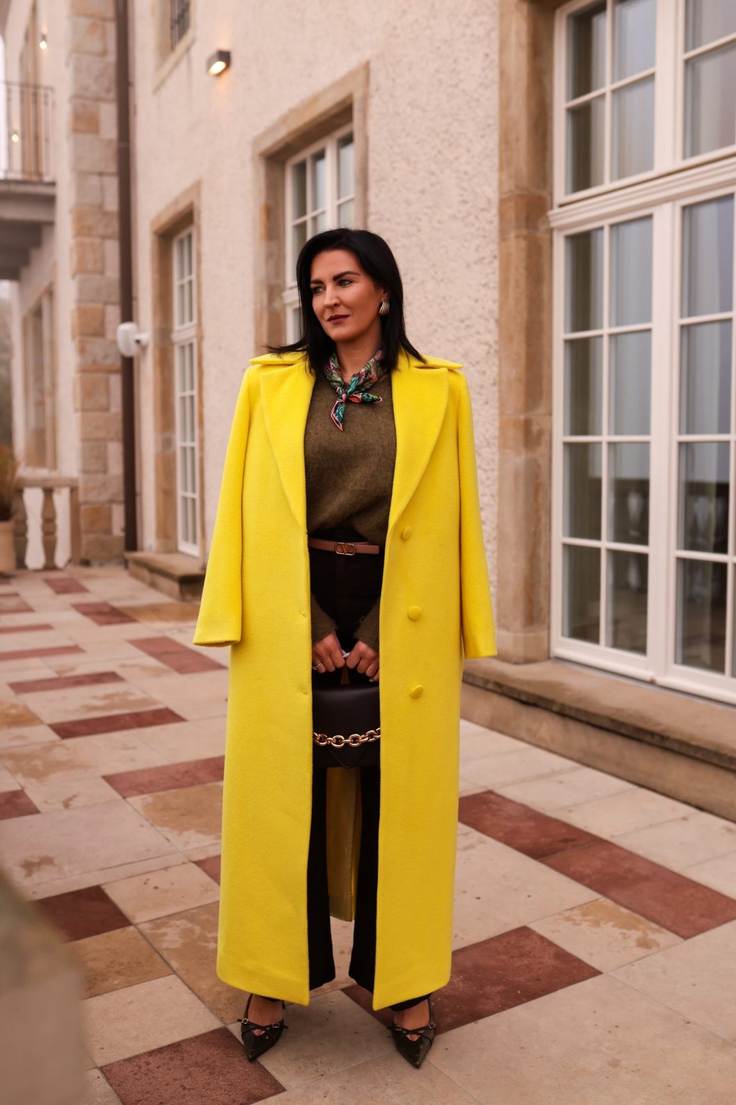 Żółty płaszcz damski, płaszcz damski, płaszcz wełniany