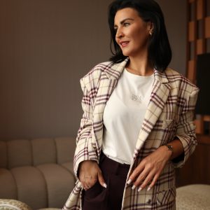 Marynarka w kratę bordową oversize