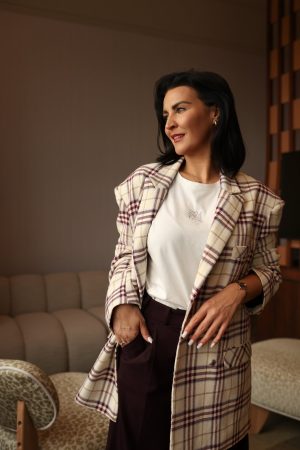 Marynarka w kratę bordową oversize