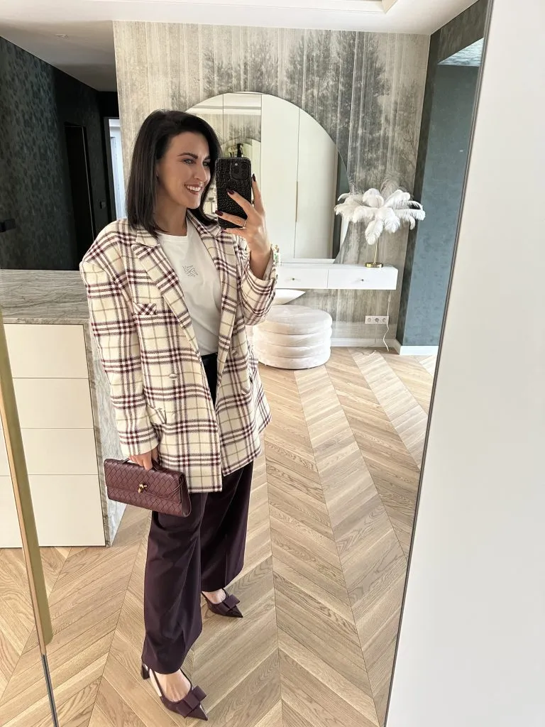 Marynarka w kratę bordową oversize