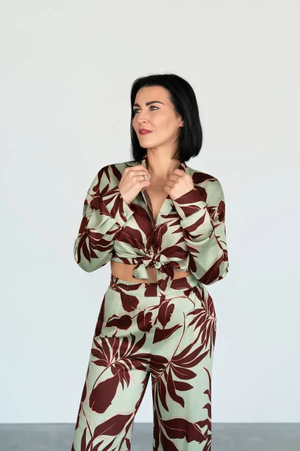 Komplet damski w botaniczny wzór